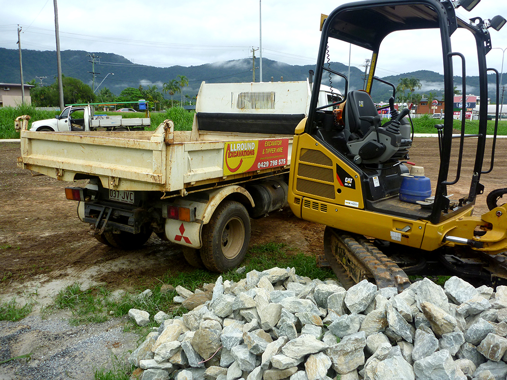 Mini Excavator and Maintenance Cairns